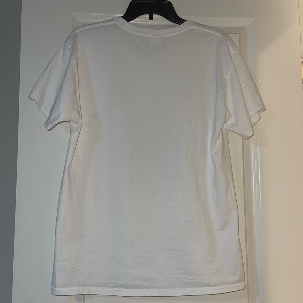 Hawaii “golfing person” white t shirt ⛳️😎 - Picture 3 of 3